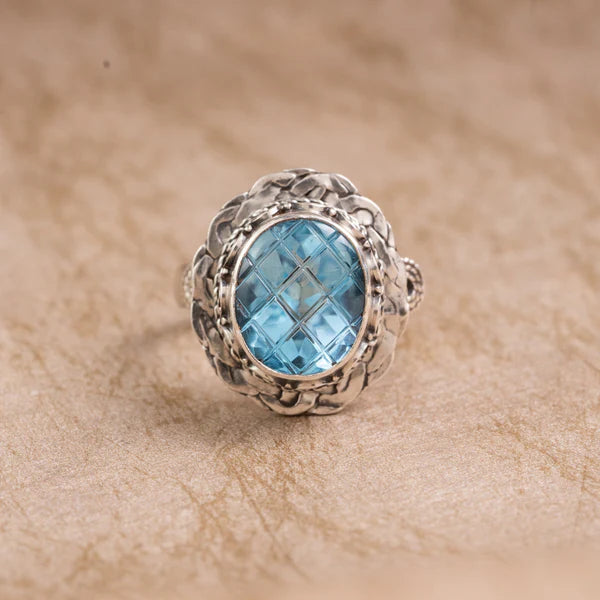 Blue Topaz 925 Sterling Silver Ring – Clarity & Expression